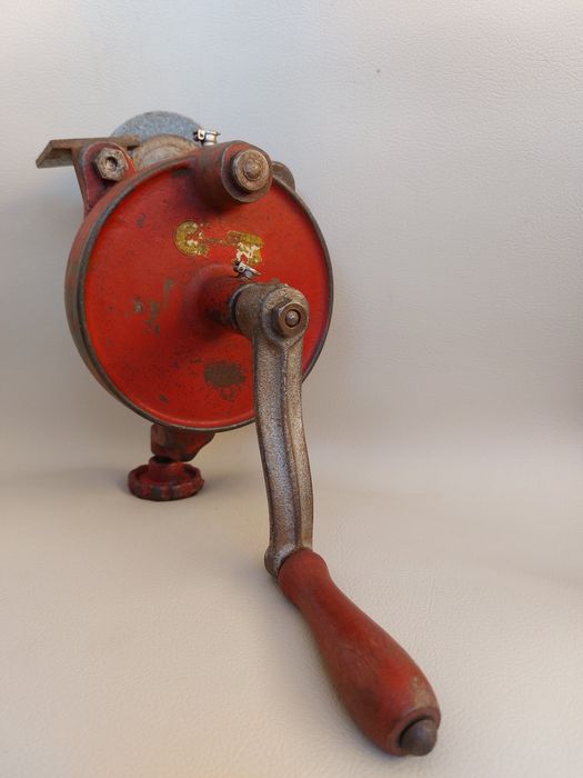 Stara szlifierka ręczna