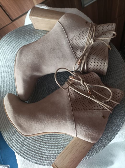 Botki Wojas roz 37 dl wk 23,7cm