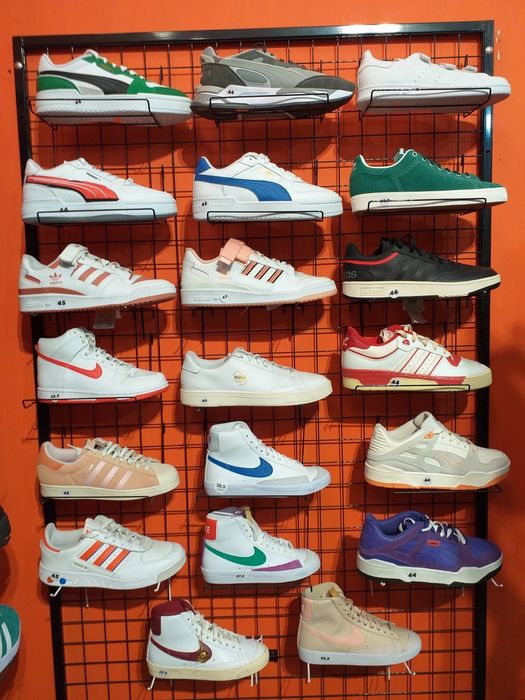 Кросівки Adidas Puma Nike оригінал гурт оптом