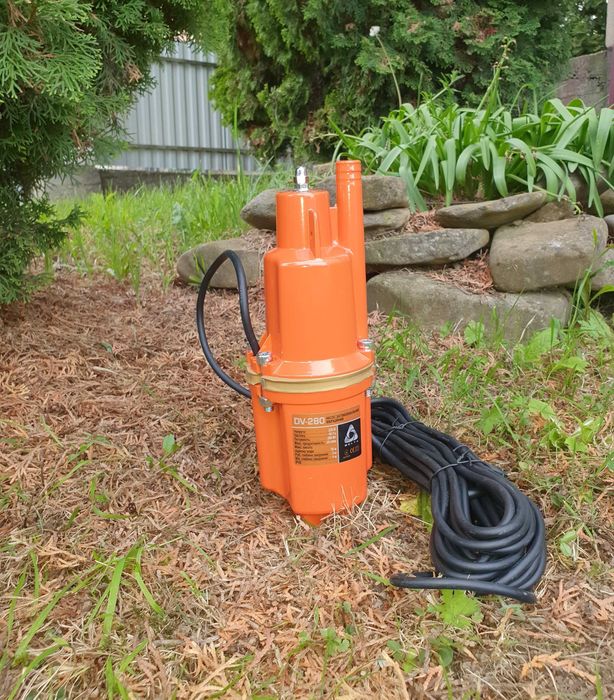 Насос для води МАЛИШ вібраційний 10 м кабеля (ТІЛЬКИ ДОСТАВКА ПОШТОЮ)