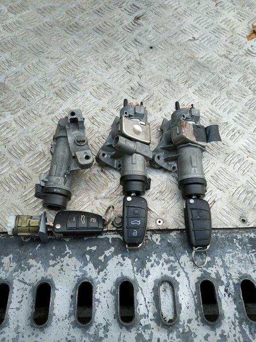 Audi A4 B7 A3 8P kluczyk stacyjka klamka kluczyki części