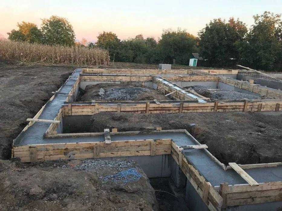 БЕТОННЫЕ РАБОТЫ от 1800 грн / куб отмостка Фундамент Бетонные площадки ...