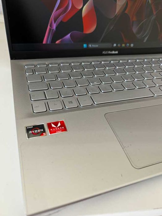 ASUS VivoBook Ryzen 5 | 20 GB RAM | SSD | Ecrã Full HD IPS