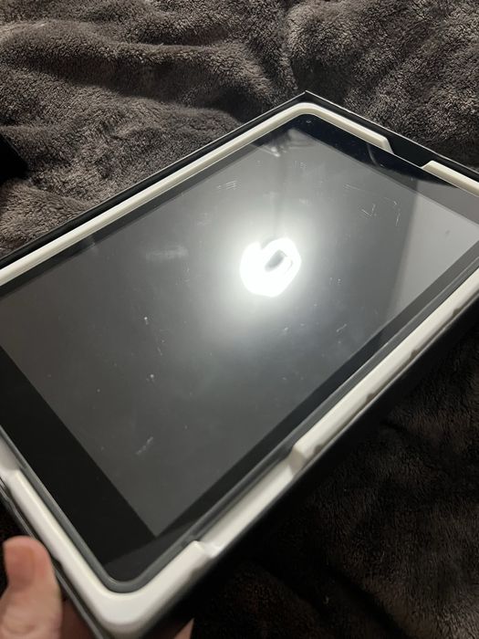 Планшет с коробкой