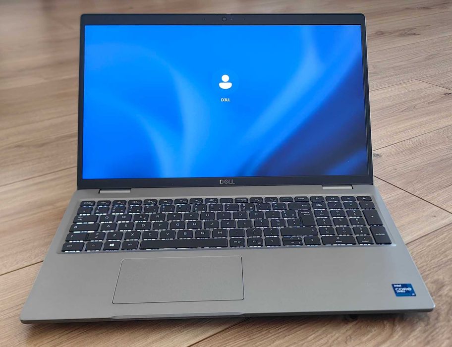 DELL Precision 15.6 cala ze stacja dok USB-c DELL i Win 11 Pro