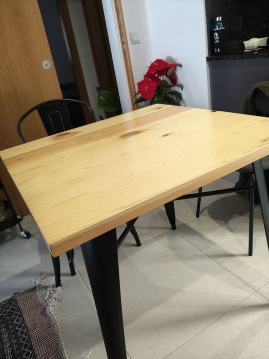 Mesa estilo industrial