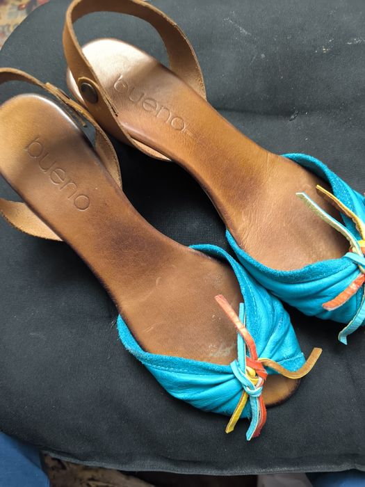 небольшая женская черная сумка  +женская обувь