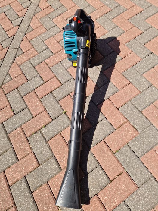 Dmuchawa spalinowa / odkurzacz Makita
