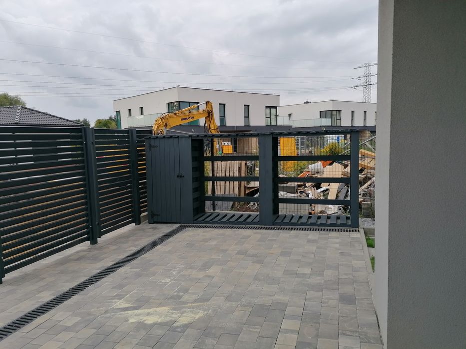 Drewutnia z domkiem narzędziowym