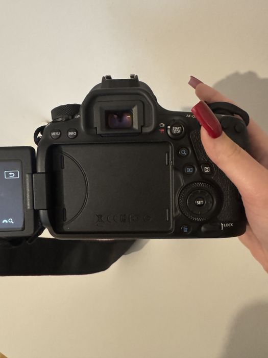 Aparat Canon 6d mark II