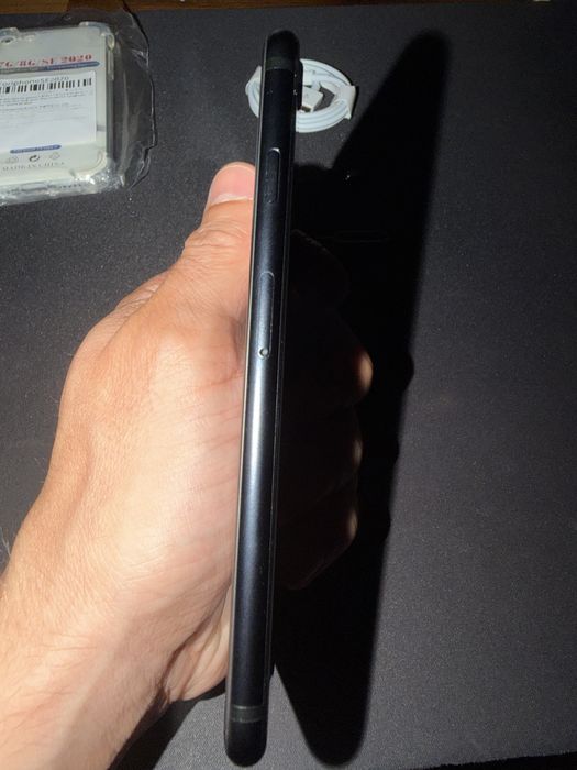 iPhone SE 2ª Geração 2020 128Gb Preto Bateria 95% Garantia 2 Anos Desbloqueado