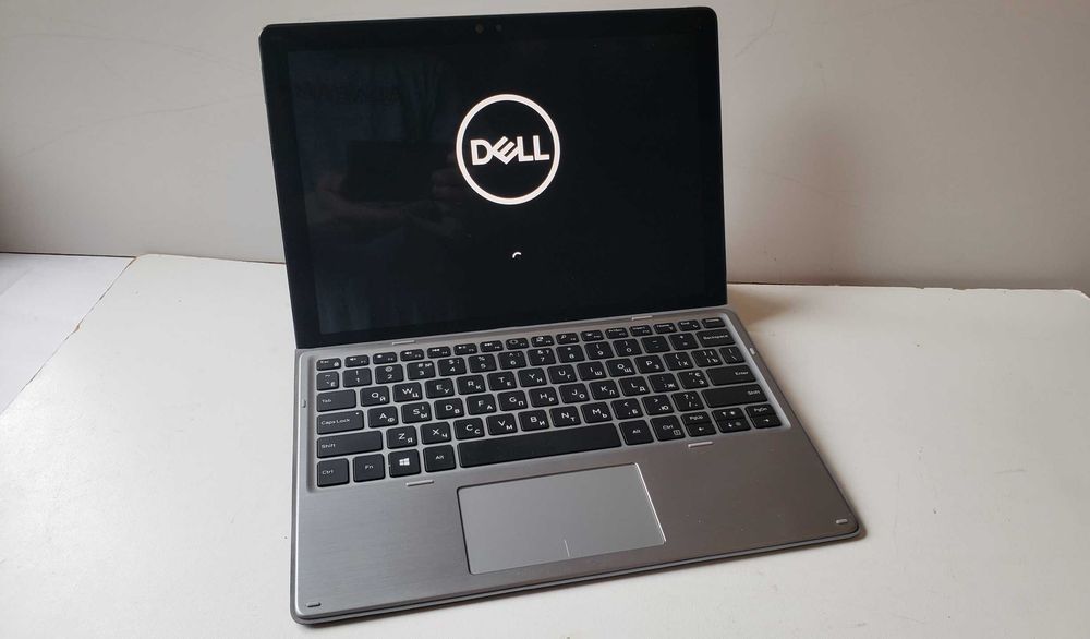 Ноутбук і планшет Dell Latitude 7210 2-in-1 12.3" 1920x1080 IPS i5-10310U 16GB LPDDR3 256GB SSD 4g Modem