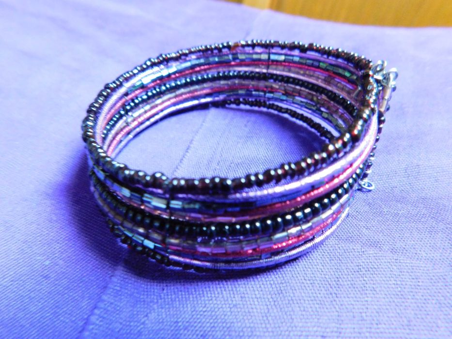 Pulseiras étnicas vários estilos Bijuteria