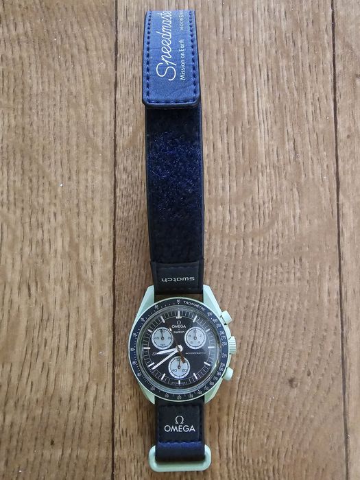 Продам годинник Swatch x Omega Bioceramic MoonSwatch