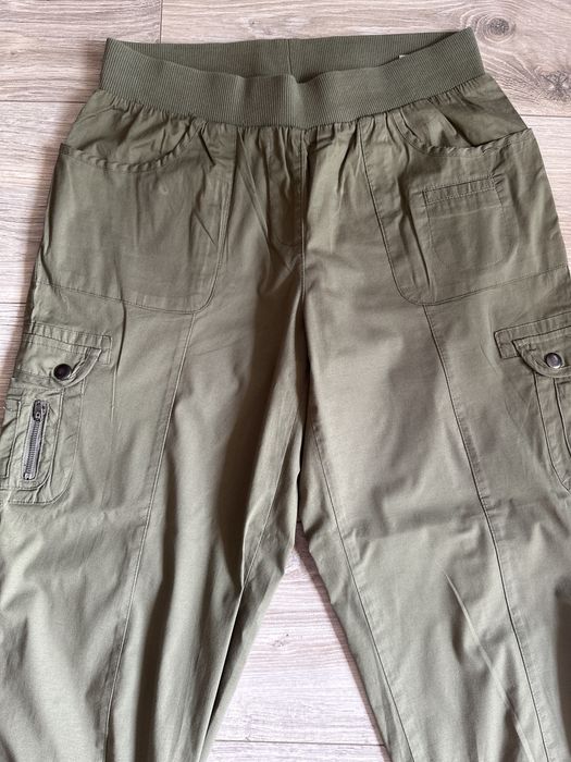 Rybaczki oliwkowe Bonprix