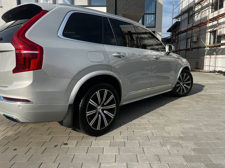 Volvo XC90 2019 року