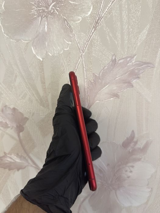 iPhone 11 64 GB Червоний