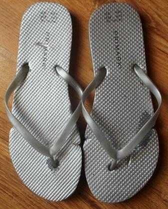 Klapki japonki piankowe PRIMARK rozm. 40/41