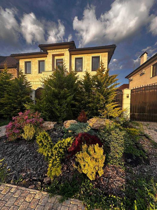 Аренда комфортного дома в Совиньоне! Закрытый охраняемый посёлок.