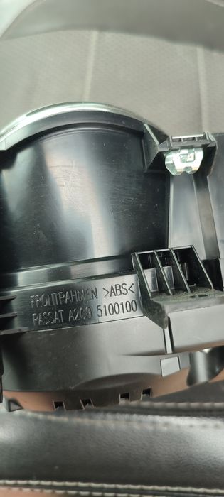 Панель приладів Passat B8