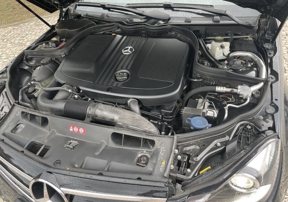 Mercedes C 220 W204 automatica Edition C 11/2013 275000km