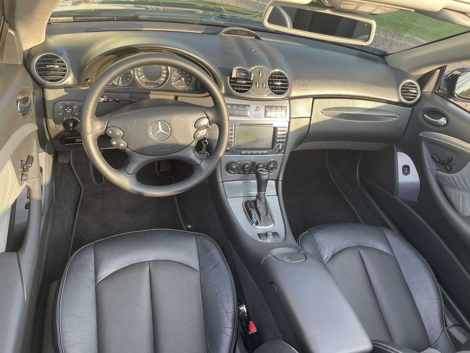 Auto do ślubu Mercedes Cabrio CLK lub Jeep