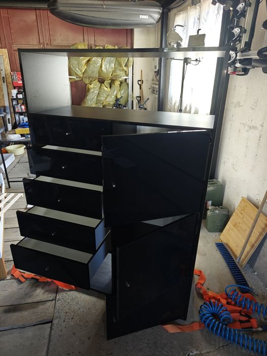 Szafka czarna - 120cm x 181cm x 50cm