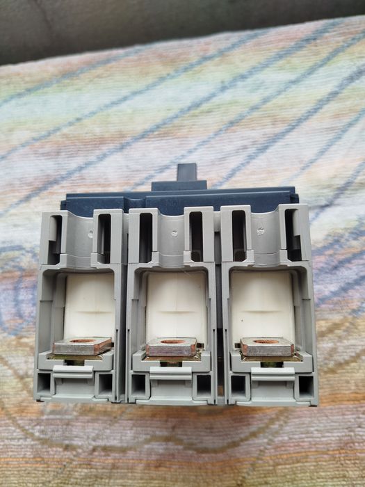 Disjuntores NS250H 4 unidades