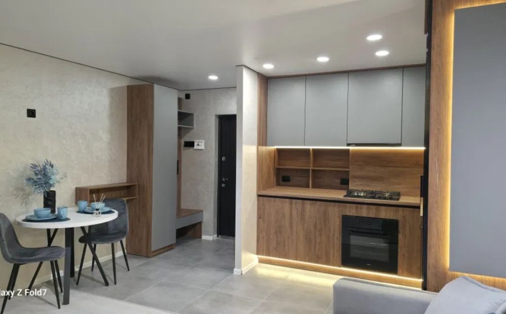 Продаж 3к квартири, 56 кв.м, вул Смакули