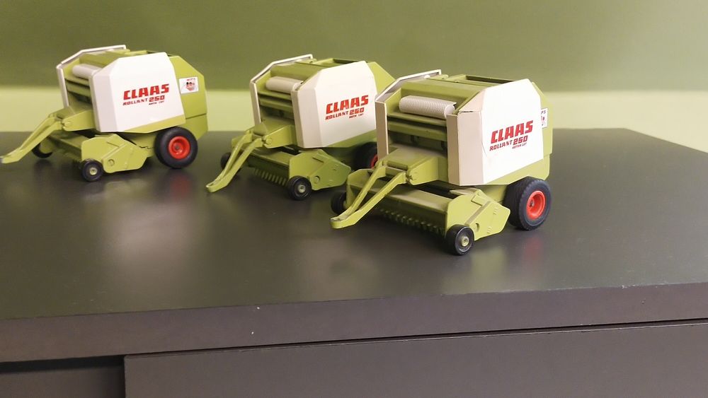 Siku prasa Claas 1:32