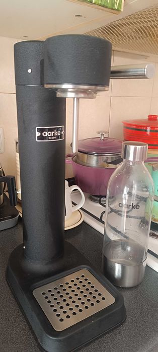 Máquina de Água com Gás Aarke Carbonator 3 (Preto)