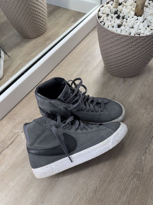 Кросівки Nike у гарному станв