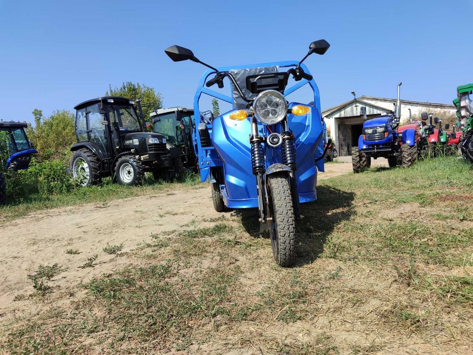 Электро трицикл с доставкой домой Дозер 1200 ватт мощности запас 60км