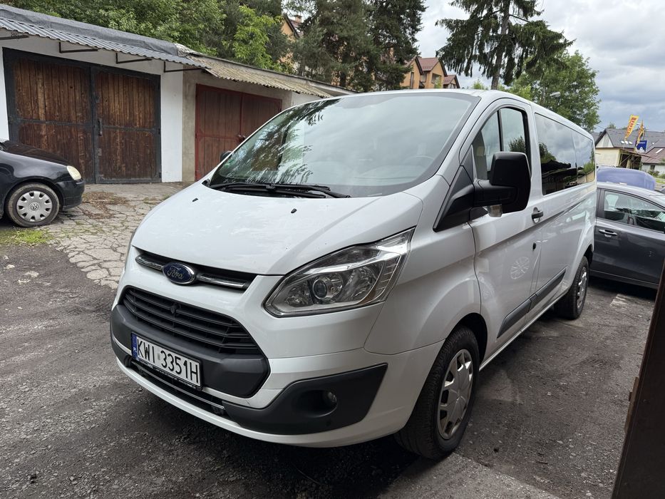 Wynajem 9 osobowe wakacje bus automat trafic vivaro transit custom