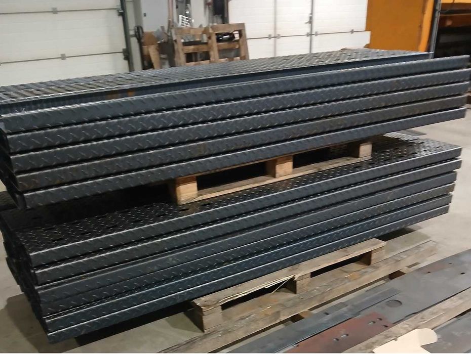 Blacha stalowa ryflowana 3mm - panel do zabudowy auto- lawety .