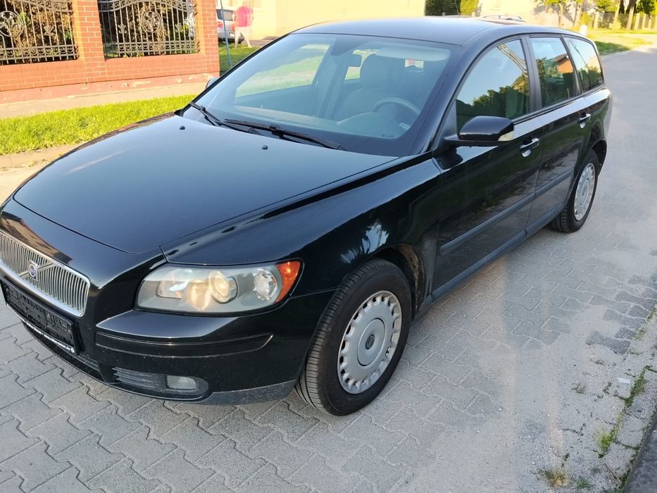 Volvo V50