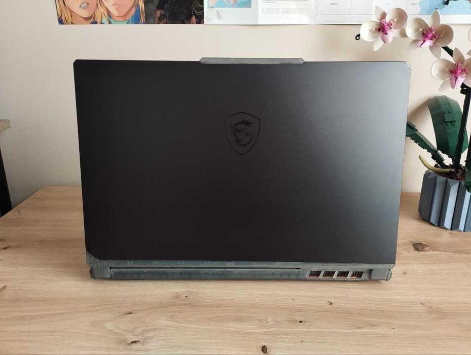 Laptop MSI Cyborg 15 A12VE