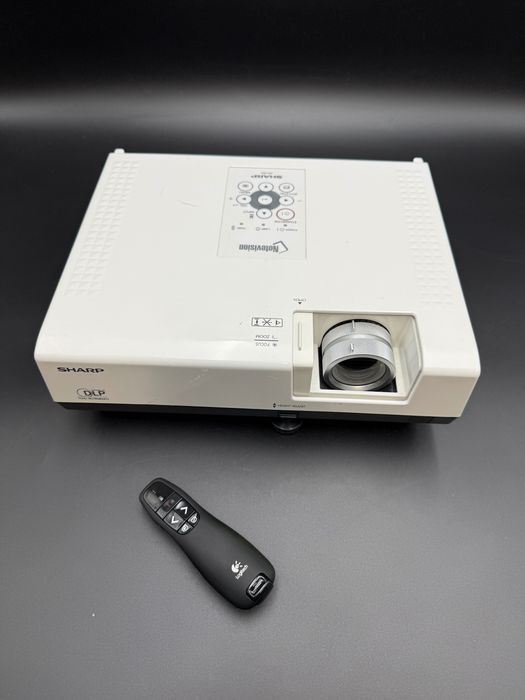 Projektor Sharp XR-50S