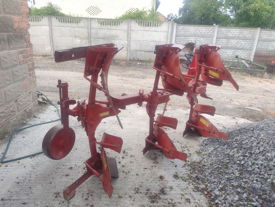 Pług obrotowy Kuhn Niemeyer Krone 4,3,skibowy