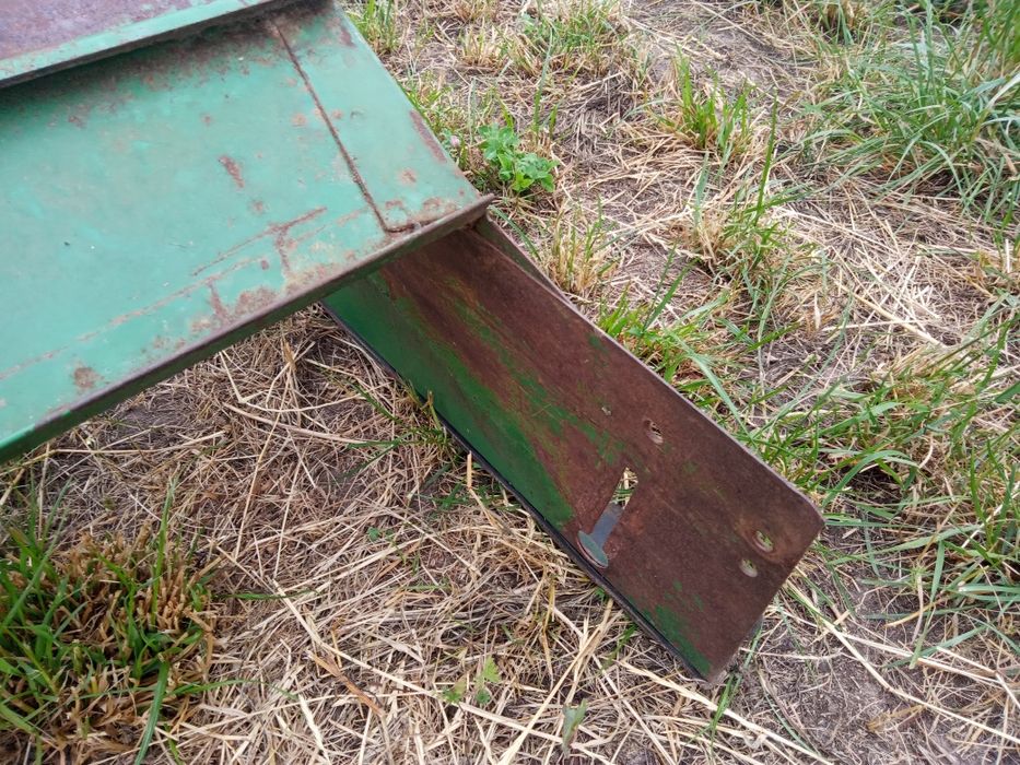 Kosz sitowy górny John Deere 975,1072,1075,1175