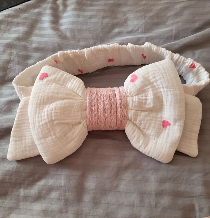 Бант на виписку з мусліну на резинці