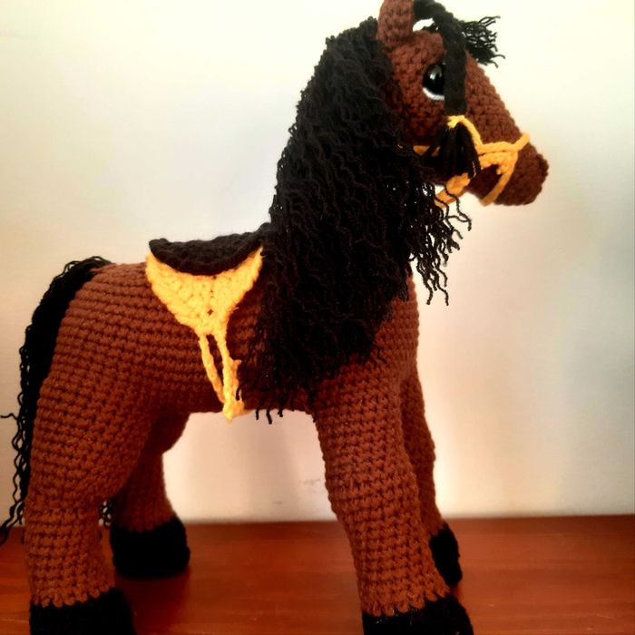 Вязаная игрушка лошадка Ручная робота готова к подарку