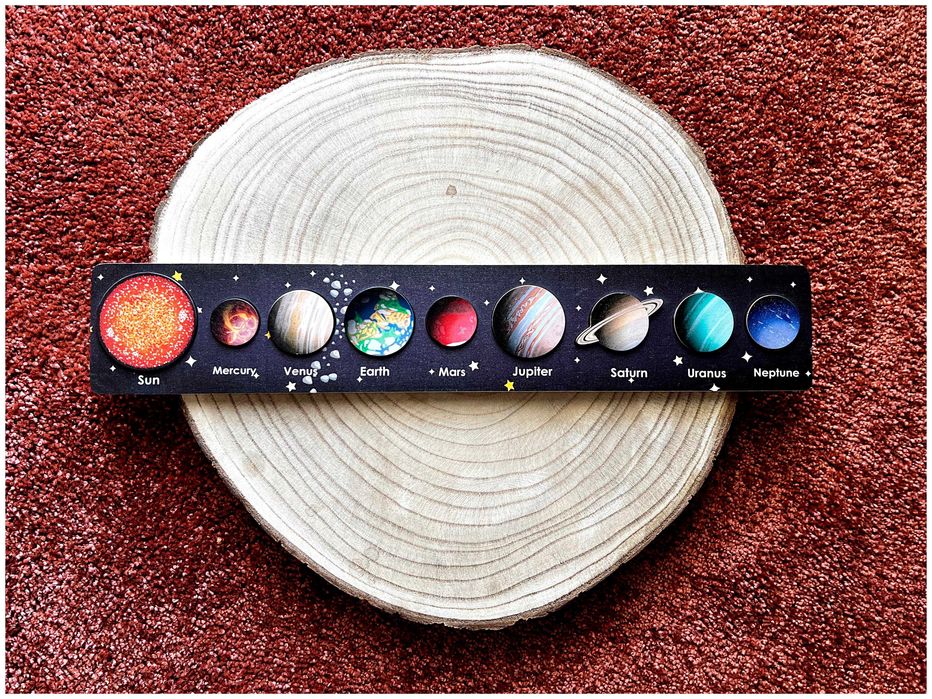 Planetas em Madeira - Montessori