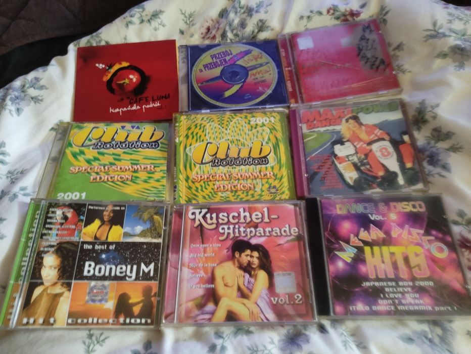 Ponad 130 płyt CD.