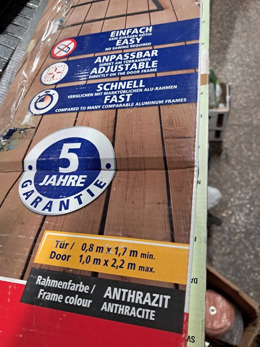 Sprzedam palete moskiterow nowe na palecie 150szt roznych wymiarow