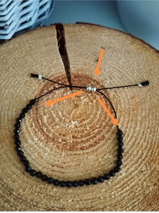 Bransoletka nić jedwabna znak zodiaku Wodnik perły szafir topaz srebro