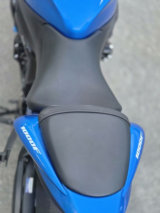 Мотоцикл SUZUKI  GSX-S1000F з Японії