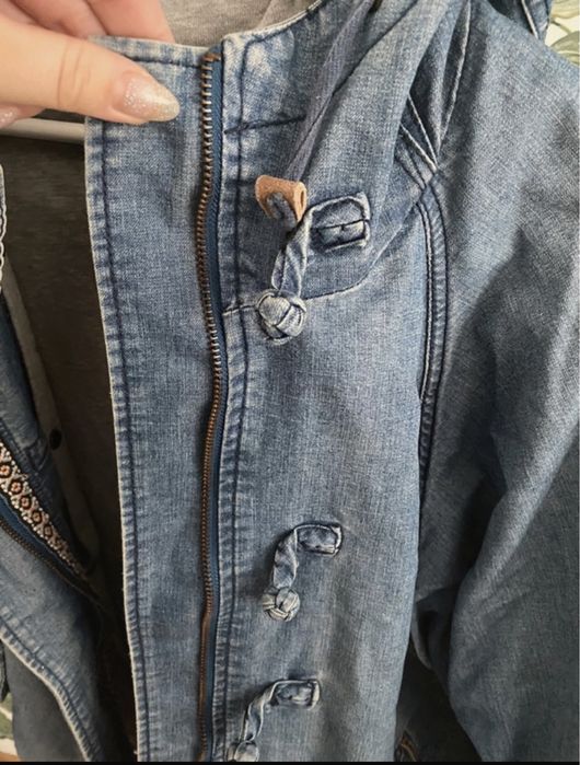 Kurtka jeansowa Pull&Bear.