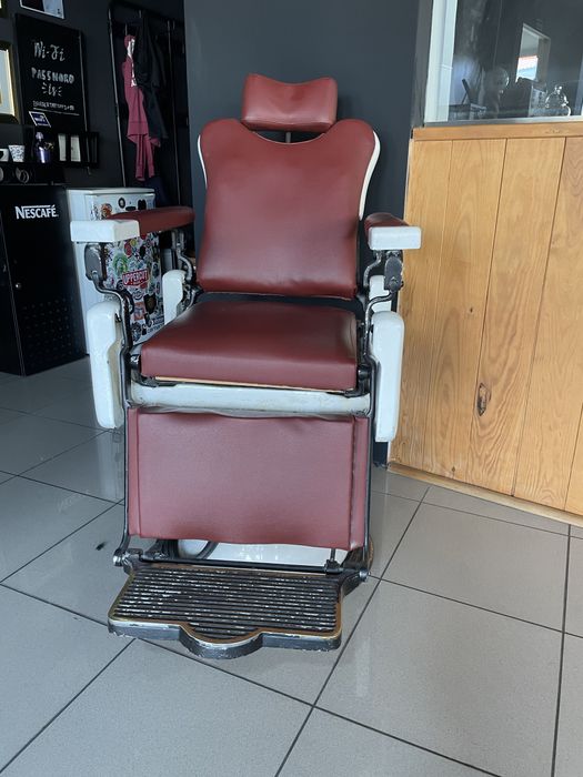 Cadeira barbeiro sem hidraulico