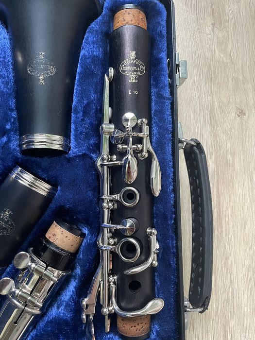 Clarinete Buffet Crampon E10